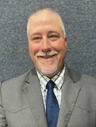 Cecil Mackey's Instagram, Twitter & Facebook