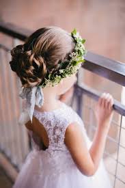 Vedi le migliori idee acconciature raccolte per . Acconciature Da Comunione Per Bimba Dai Capelli Lunghi Archzine It