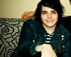 Gerard How Many Pics Are Out There Of You My Board Will Never Be Complete Gerard Way My Chemical Romance Gerard Way Black Parade
