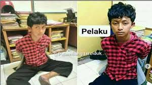 Aku tinggal dengan kakak perempuanku yang usianya 2 tahun lebih tua dariku. Pemuda 21 Tahun Bacok Ayah Kandung Lehernya Nyaris Putus Diduga Tak Terima Dibangunkan Tidur Siang Tribun Sumsel