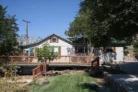 In 1950 construction of the new dam on lake isabella began. Sierra Gateway Cottages Prices Cottage Reviews Kernville Ca Tripadvisor