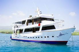 best galapagos liveaboard reviews 2019 divezone