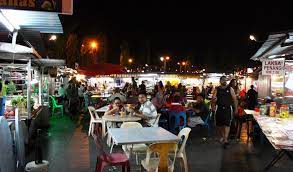 Wake up, drive car, cross price range: Gurney Drive Hawker Centre Penang Gurney Drive Hawker Centre In Penang