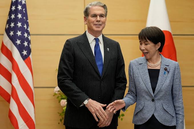 How safe is the yen under the U.S. umbrella? - The Japan Times