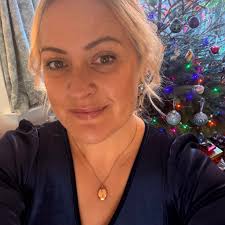 Are there any businesses/individuals who buy second hand furniture please?  Other than the Curiosity Centre as I have already tried them. Thank you 🙏🏻