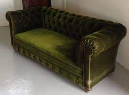 Victorian fainting couch daybed sleeper sofa for sale in. Victorian Deep Buttoned Chesterfield Sofa In Deep Green Velvet Circa 1880 274537 Sellingantiques Co Uk