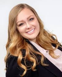 Jessica Hillesheim's Instagram, Twitter & Facebook