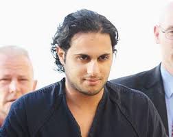 استجد على المسلمين في عصرنا هذا مسائل جديدة لم يعهدوها من قبل، وهم لا يجدون لها صريح حكم في الفقه الإسلامي. Ø³Ø¨Ø¨ Ø³Ø¬Ù† Ø®Ø§Ù„Ø¯ Ø§Ù„Ø¯ÙˆØ³Ø±ÙŠ Ù…Ø³Ù„Ùƒ Ø§Ù„Ø­Ù„ÙˆÙ„
