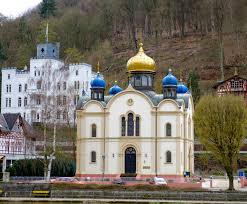 Die wohnung verfügt über ein modern eingerichtetes wohnzimmer. Qhjncewl0poy6m
