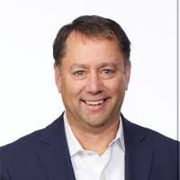 Mark Reutter's Instagram, Twitter & Facebook