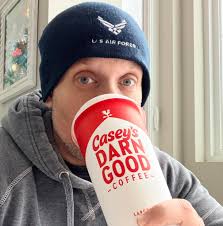 Who has the BEST GAS STATION COFFEE? ⛽️ ☕️ My family makes fun of me  because I pride myself an expert in convenience store coffee. 🤣 Anybody  else?! Where's your go-to place?