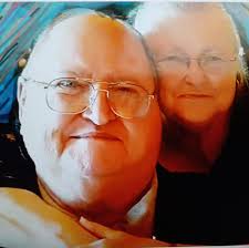 Does anyone eat carrot cakes?