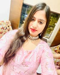 Barkha Yadav (@barkha_emii) • Instagram photos and videos