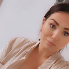 Paige Bowden's Instagram, Twitter & Facebook