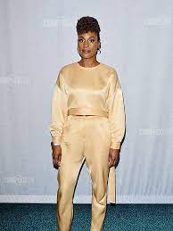 Check spelling or type a new query. Pin Auf Stylight Celebs