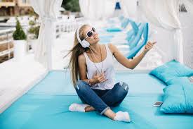 Many people are looking for a family friendly streaming app. Top 10 Best Free Music Download Apps For Android Updated 2021 My Tech Blog