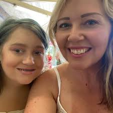 Who does board and batten accent wall and wallpaper installation in  Murfreesboro, TN?