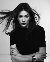 Facebook lidem umožňuje sdílet a. Veronika Safrankova Creative Director Profile Photos Latest News