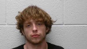 North Carolina: Convenience store robbery suspect turns himself in