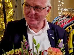 Albert Helfrich lid van verdienste Wielercomité Surhuisterveen