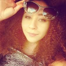 Akira, often stylized as akira, is a japanese cyberpunk manga series written and illustrated by katsuhiro otomo.it was serialized in kodansha's seinen manga magazine weekly young magazine from 1982 to 1990, with its chapters collected into six tankōbon volumes. Pro Tv Nicole Cherry Mereu Surprinzatoare Fetita De Milioane De Vizualizari Pe Youtube Are Un Nou Look