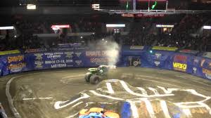 Monster Jam Providence Ri Dunkin Donuts Center 02 21 2016