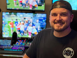 First off, I want to thank The Academy for supporting me and allowing me to  receive a sponsorship from @elgato 🎉 I am grateful to announce that Elgato  is allowing me to