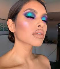 So Talented! @isabelle.de.vries using Lullaby Multichrome Loose Eyeshadow &  Fix Potion 💜💜 “I'm obsessed with Fix Potion” Isabelle De Vries 💜Lullaby  Loose Multi Chrome & Fix Potion Available as a duo gift