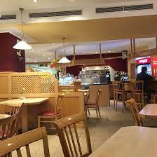 Um deine sendung abzuholen, wird zur identifizierung, ein ausweisdokument benötigt. Pizzeria Haus Am Eck Waidhaus Restaurant Bewertungen Telefonnummer Fotos Tripadvisor