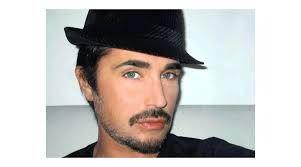 Ho chiesto di poterla cantare insieme a mio marito ma non è stata presa in considerazione. Biografia Di Scialpi