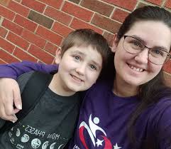 Laura Phares (@pb2urj) • Instagram photos and videos