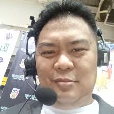 woke up in LA. Game time! 💜💛🖤