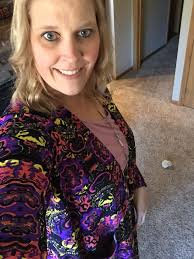 Shopping at Queen Bee Boutique in Brookings, Oregon