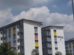 Საცხოვრებელი სივრცე the space are cozy and comfortable , we provide branded bed and comfortable environment to let our guest have a nice sleep. Low Cost Flat For Auction At Pangsapuri Seroja Setia Alam Land