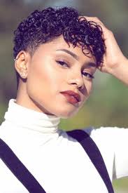 Nouvelle coupe de cheveux 2016, nouveau style ? Inspiration 20 Coupes Courtes A Adopter Ma Coiffeuse Afro