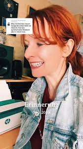 #erinnerung #repost Vor 1 Jahr war zu der Zeit das 6. Album noch nicht  veröffentlicht, sondern nur 2 Songs daraus . Eigentlich liegt als Sound  #saythankyou, die 2. Single aus dem Album drunter. Jetzt ...