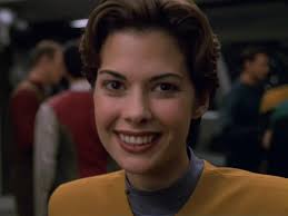 Did Tom Paris know he was kissing the doctor when he kissed B'Elanna?