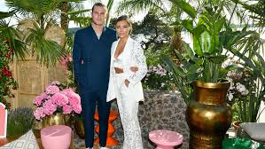 Jetzt sagt sophia thomalla gegenüber taff erstmals etwas dazu. Sophia Thomalla Und Loris Karius Ein Herz Fur Kinder Erster Gemeinsamer Auftritt Im Hochzeits Look Sudwest Presse Online