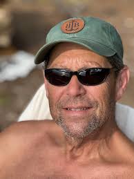 What information is available about Alexander & Miner Lumber Co. in New  London?