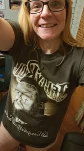 Happy Hump Day everyone! Check out my new Jelly Roll shirt! ❤️ 😁