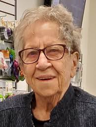 Rose Stratton's Instagram, Twitter & Facebook