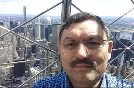 Mehmet pakdemirli, darbe girişininin ardından, fethullahçı terör örgütü/paralel devlet yapılanması'na (fetö/pdy) yönelik yürütülen soruşturma kapsamında gözaltına alındı. Eski Rektor Prof Dr Mehmet Pakdemirli Gozaltina Alindi Gundem Haberleri