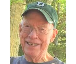 Dwight Foote's Instagram, Twitter & Facebook