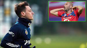 Mesut özil d.türkistanlı soydaşlarına sahip çıktığı için avrupa'da istenmez adam ilan edildi, yüreğin yetiyorsa aynı delikanlılığı sen göster de görelim burak yılmaz. Spor Yorumculari Burak Yilmaz In Mesut Ozil Le Ilgili Sozlerini Degerlendirdi Getir Goturunu Yapar Aldigi Kupalari Cilalar