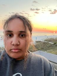 What mascara does not make undereye area black?