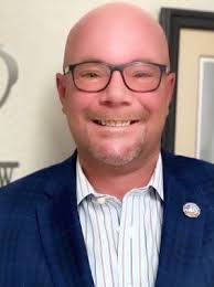 People & changes: Jim Headley honored for pro bono service