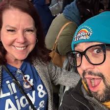 Lorine W. Calhoun (@Atthetopoflife)