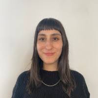 Mariana Meyer's Instagram, Twitter & Facebook