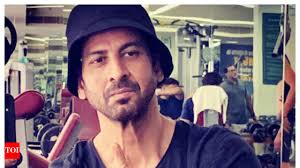 Ronit Roy takes “time out” from social media, leaves fans worried