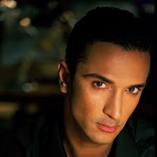 LEADERS INSPIRING A KINGDOM SAUDI ARABIA'S ENTREPRENEURIAL ELITE 2014 :  Fashion & Clothing